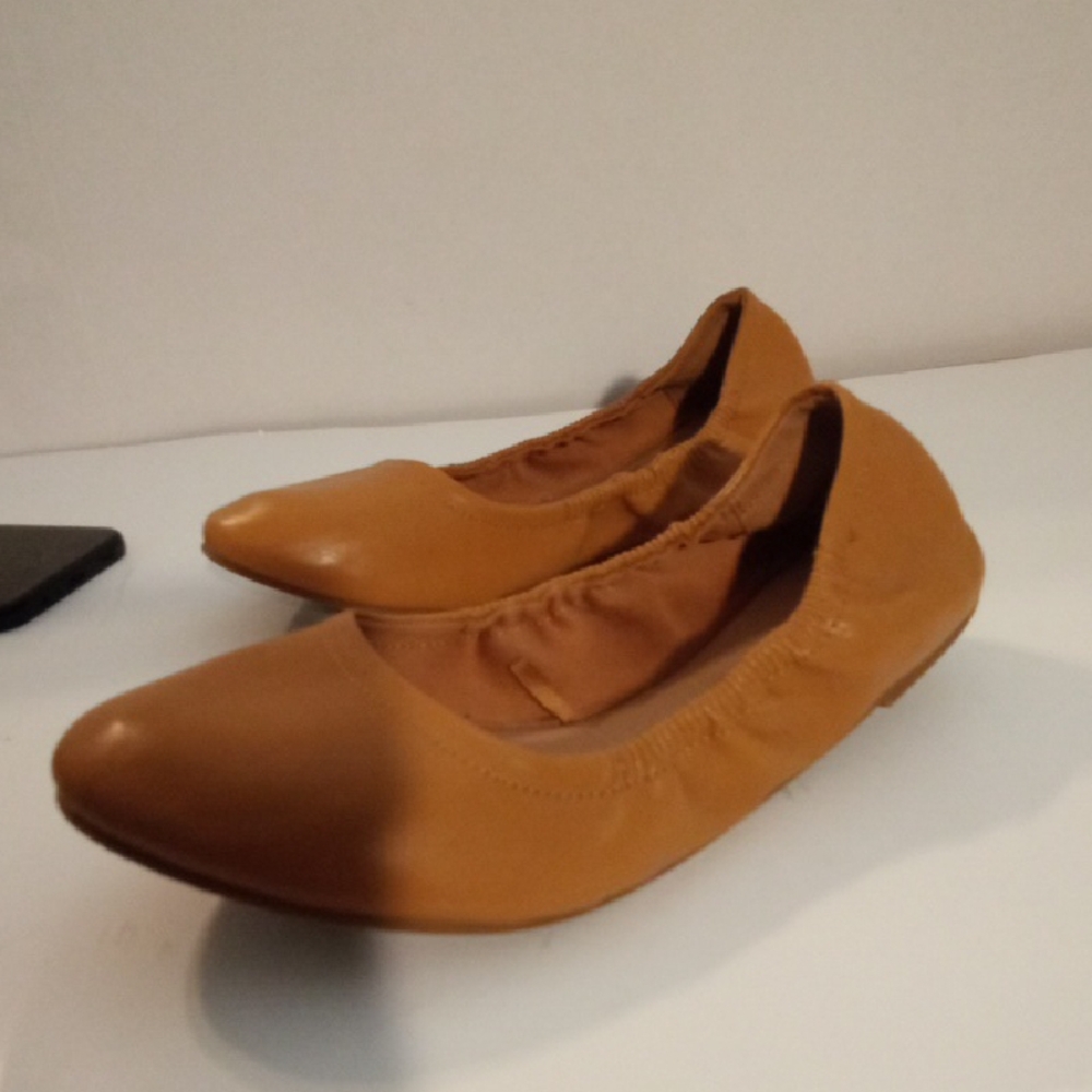 Torrid Tan Vegan Leather Foldable Comfort Ballet Flats Size 8